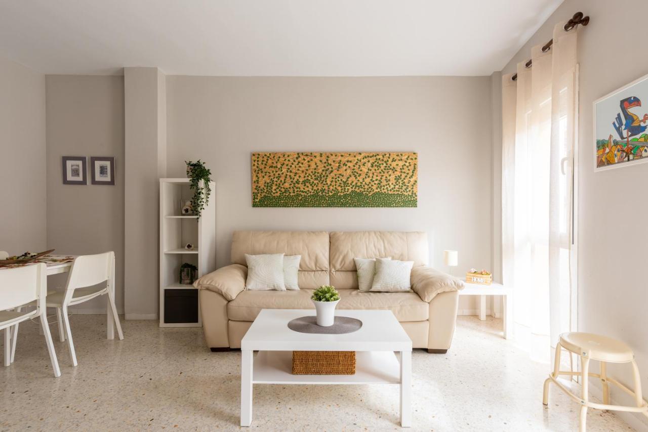 Wintowinrentals Fabulosa Ubicacion, Luminoso Y Comodo Apartamento Con Wifi Málaga Exterior foto